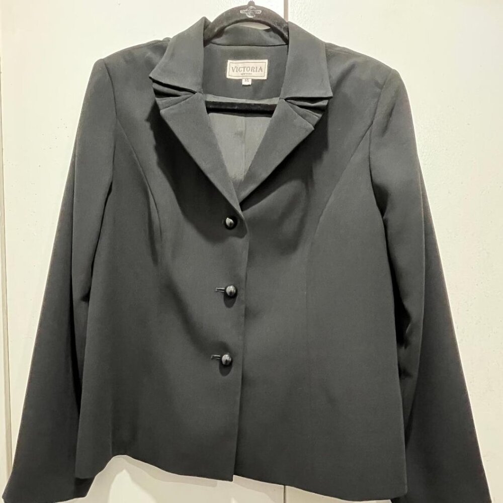 Victoria New York 2-Piece Black Skirt Suit Sz.14